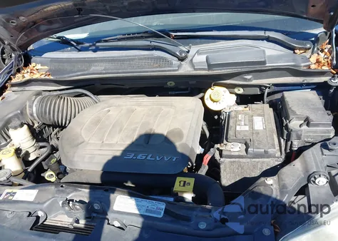 2014 Chrysler Town & Country Touring-L из США, поврежденный, VIN 2C4RC1CG1ER178395